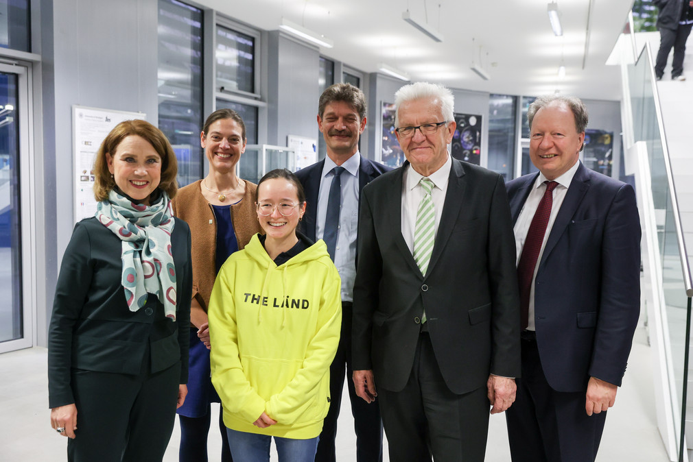 Ministerpräsident Kretschmann und Wissenschaftsministerin Olschowski besuchen den Campus Vaihingen der Universität Stuttgart