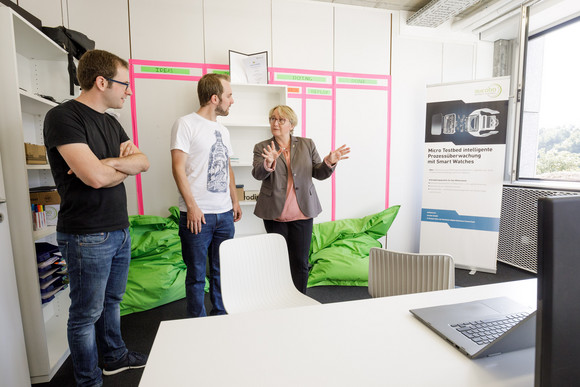 Ministerin Bauer besuch Junge Innovatoren "aucobo GmbH", Foto: MWK/Jan Potente