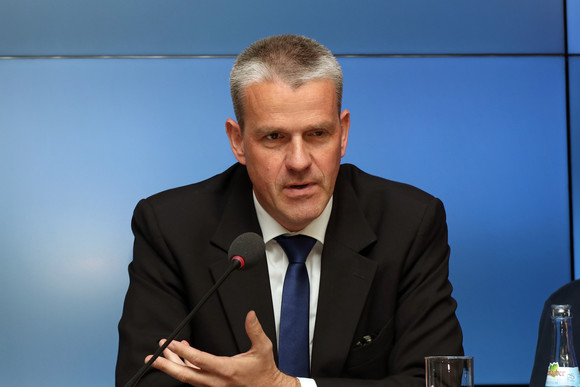 Pressekonferenz Beteiligung fördert Integration Ostfilderns Oberbürgermeister Christof Bolay