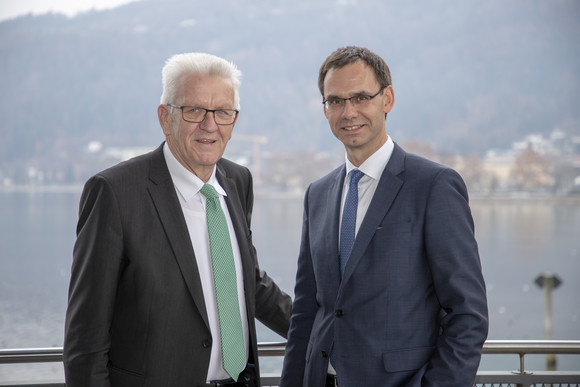 Delegationsreise Kretschmann besucht Vorarlberg Ministerpräsident Winfried Kretschmann (l.) und Landeshauptmann Markus Wallner (r.) (Bild: Staatsministerium Baden-Württemberg)
