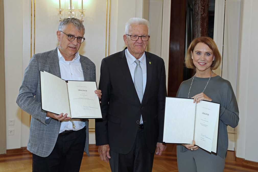 Staatssekretär Arne Braun, Ministerpräsident Winfried Kretschmann und Ministerin Petra Olschowski