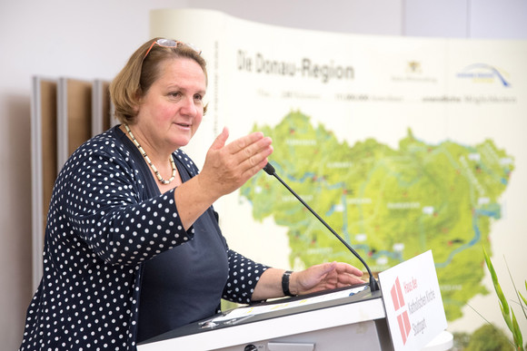 Donauraum Informations- und Beteiligungstag zur Donauraumstrategie Staatssekretärin Theresa Schopper