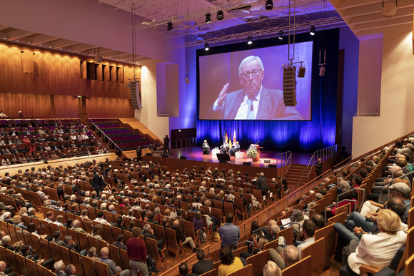 Europadialog 1000. EU-Bürgerdialog mit Juncker und Kretschmann Blick in das Konzerthaus Freiburg während des EU-Bürgerdialogs (Bild: Karl-Heinz Raach)