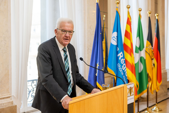 Europa Präsidentschaft der „Vier Motoren für Europa“ übergeben Ministerpräsident Winfried Kretschmann