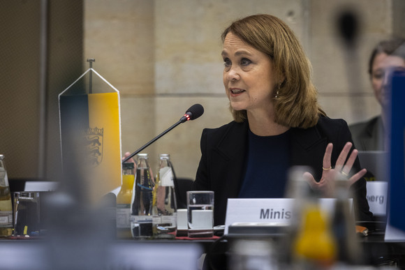 Fotos Portraitbilder der Amtsspitze Wissenschaftsministerkonferenz und Jahrestagung der Kultusministerinnen und Kultusminister