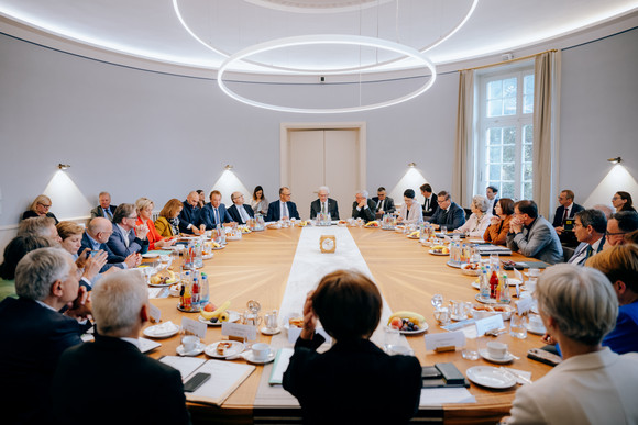 Kabinettssitzung mit Bundeskanzler Friedrich Merz