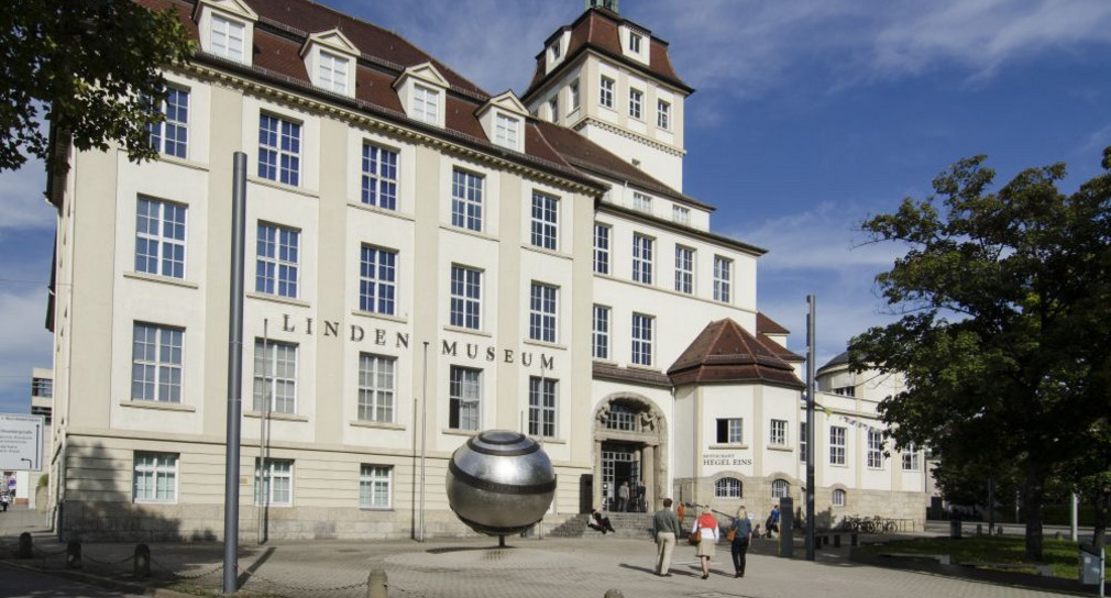 Das Bild zeigt das Linden-Museum Stuttgart. 