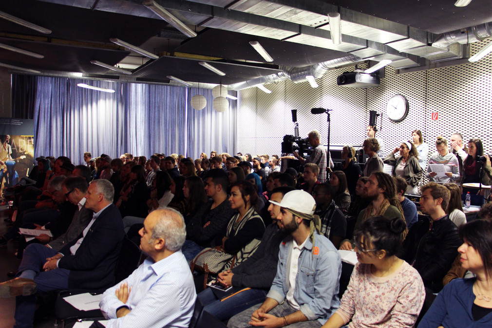Teilnehmerinnen und Teilnehmer der Veranstaltung, Foto: Popakademie Baden-Württemberg