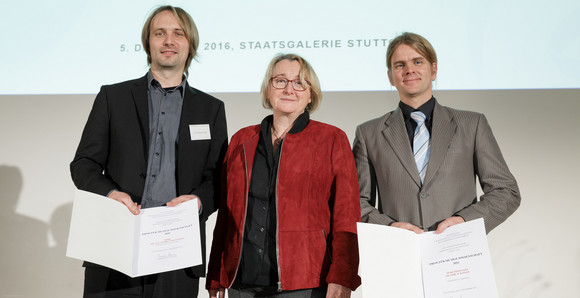 Forschung Verleihung des Landesforschungspreises und des Preises für mutige Wissenschaft 2016 Ministerin Theresia Bauer mit Dr. Ferdinand Ludwig (li.) und Prof. Erik Schäffer (re.) bei der Preisverleihung in Stuttgart, Foto: MWK/Jan Potente