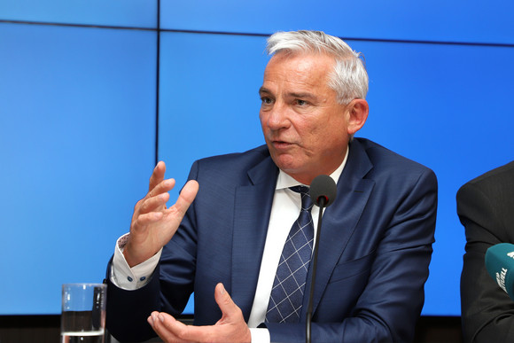 Pressekonferenz Großübungen von Polizei und Katastrophenschutz des Landes Innenminister Thomas Strobl (Bild: Staatsministerium Baden-Württemberg)