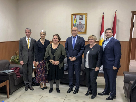 Kultur Delegationsreise in die Region Kurdistan-Irak Politisches Gespräch mit dem Planungsminister der Region Kurdistan-Irak Dr. Ali Sindi in Erbil.