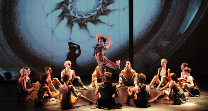Alice Tea Party, Rosario Guerra Company, Gauthier Dance, Foto: Regina Brocke