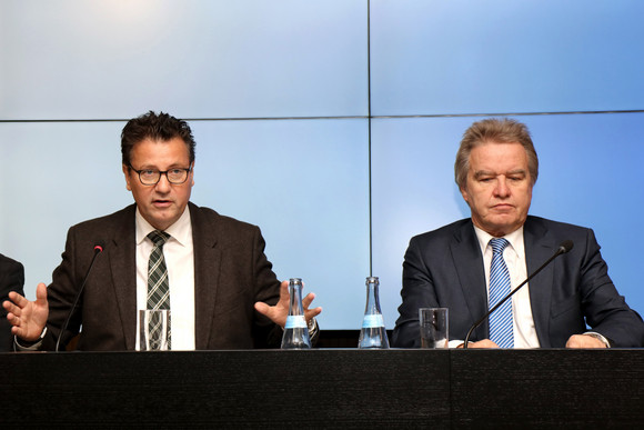 Pressekonferenz Regierungspressekonferenz Umweltminister Franz Untersteller (r.) und Landwirtschaftsminister Peter Hauk (l.)