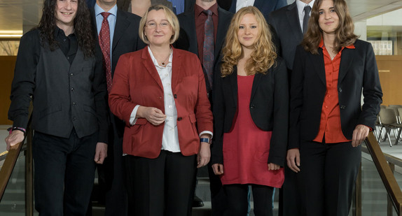 Landeslehrpreis 2012: Ministerin mit den Preisträgern, Quelle: Jens Oswald/MWK