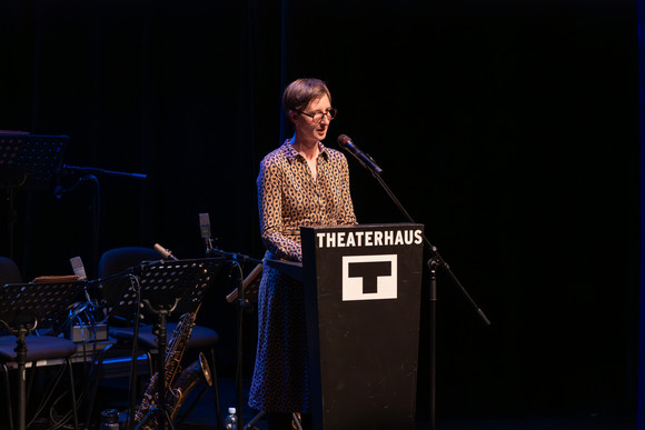 JAZZ-PREIS BADEN-WÜRTTEMBERG 2025 FÜR SAMUEL RESTLE
Der Stuttgarter Posaunist, Komponist und Arrangeur Samuel Restle erhält den diesjährigen Jazz-Preis des Landes Baden-Württemberg. Die Verleihung des mit 15.000 Euro dotierten Preises durch Kunststaa