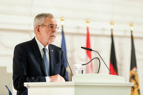 Besuch Österreichischer Bundespräsident besucht Baden-Württemberg Österreichischer Bundespräsident Dr. Alexander Van der Bellen bei seiner „Rede zu Europa“. (Bild: Staatsministerium Baden-Württemberg)