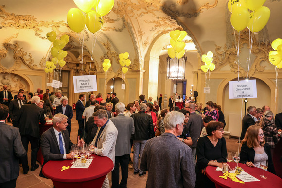 Landesregierung Auswärtige Kabinettssitzung in Rastatt Bürgerempfang im Residenzschloss Rastatt