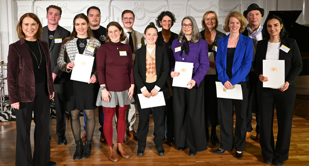 Landeslehrpreis Gruppenbild mit Petra Olschowski