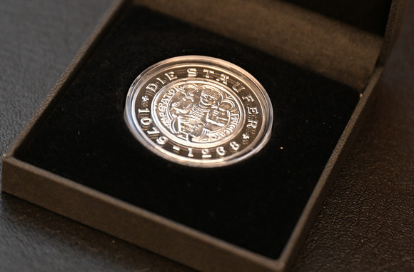 Europa Staufermedaille für Verdienste um europäischen Zusammenhalt Staufermedaille des Landes Baden-Württemberg