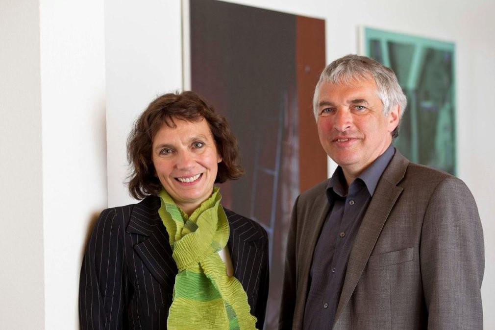 Prof. Dr. Christiane Lange wird neue Leiterin der Staatsgalerie Stuttgart: Prof. Dr. Christiane Lange und Staatssekretär Jürgen Walter, Foto: MWK