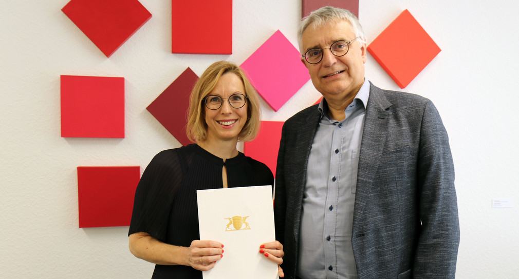 Wiebke Wiesner (links) und Staatssekretär Arne Braun (rechts)