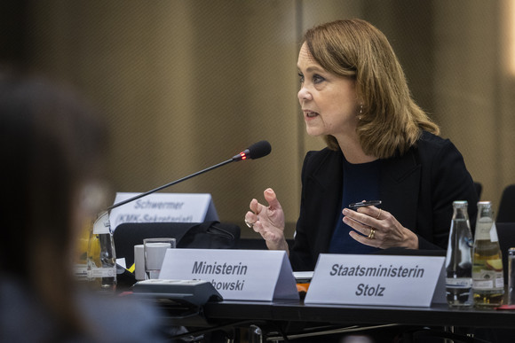 Fotos Portraitbilder der Amtsspitze Wissenschaftsministerkonferenz und Jahrestagung der Kultusministerinnen und Kultusminister