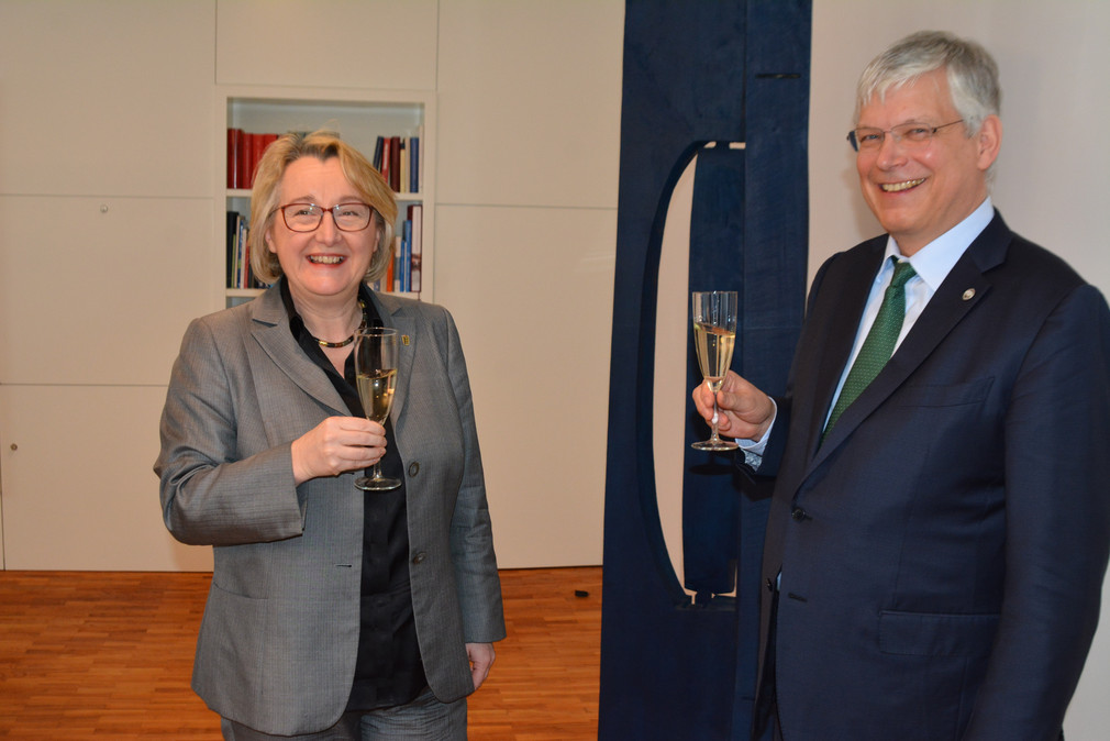 Ministerin Theresia Bauer und Professor Stephan Dabbert, Foto: MWK