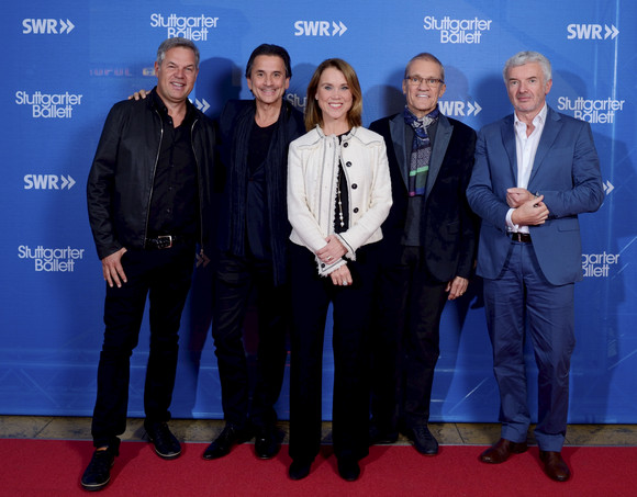 Kunst und Kultur Festwoche Stuttgarter Ballett Der Initiator des Films Dr. Joachim Lang (SWR), Stellvertretender Ballettintendant Tamas Detrich, Staatssekretärin Petra Olschowski, Ballettintendant Reid Anderson und Filmregisseur Harold Woetzel, Foto: Stuttgarter Ballett