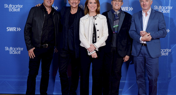 Der Initiator des Films Dr. Joachim Lang (SWR), Stellvertretender Ballettintendant Tamas Detrich, Staatssekretärin Petra Olschowski, Ballettintendant Reid Anderson und Filmregisseur Harold Woetzel, Foto: Stuttgarter Ballett